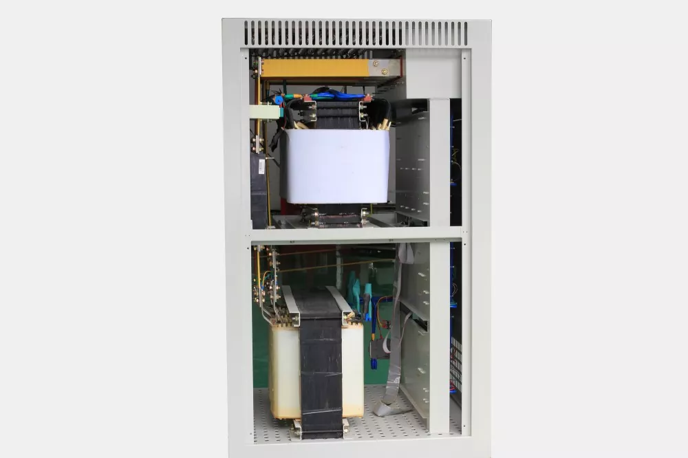 3 Phase 100KVA SCR Static AVR